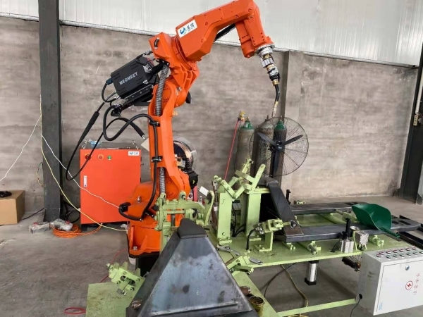 焊接机器人生产线实现无人化焊接的原因