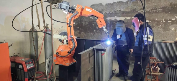 石家庄焊接机器人,石家庄搬运机器人,石家庄切割机器人